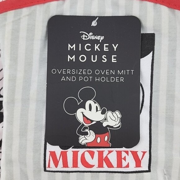 Mickey Mouse Disney Red Black Oversized Oven Mitt  Pot Holder 2 Piece Set - Picture 3 of 8